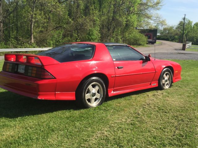 1991 Chevrolet Camaro Z-28 - photo 3