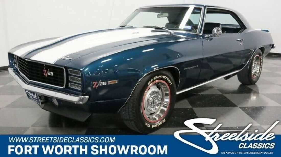 Real '69 RS! Built 350 V8, Muncie M21 4 Speed Man, Pwr Str/Brks w/ Fr Disc, A/C! 1969 Chevrolet Camaro Z/28 RS Tribute
