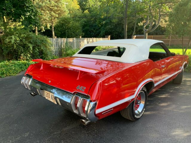 1970 Oldsmobile 442 Convertible - photo 2
