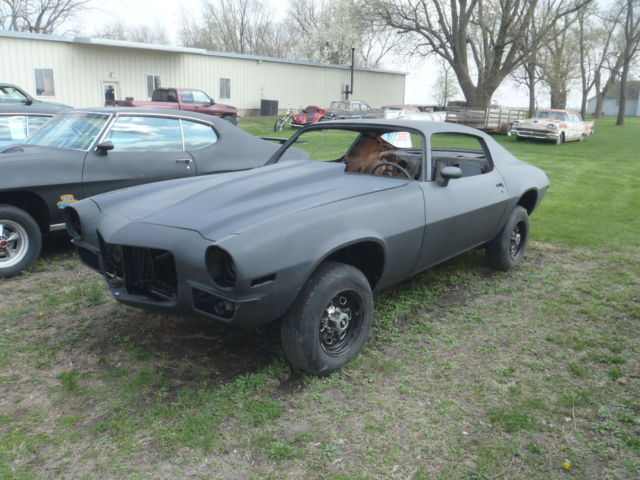 REAL 1972 CHEVY CAMARO Z/28 4 SPEED CAR ALL METAL READY FOR PAINT BODY 1972 Chevrolet Camaro 2 door