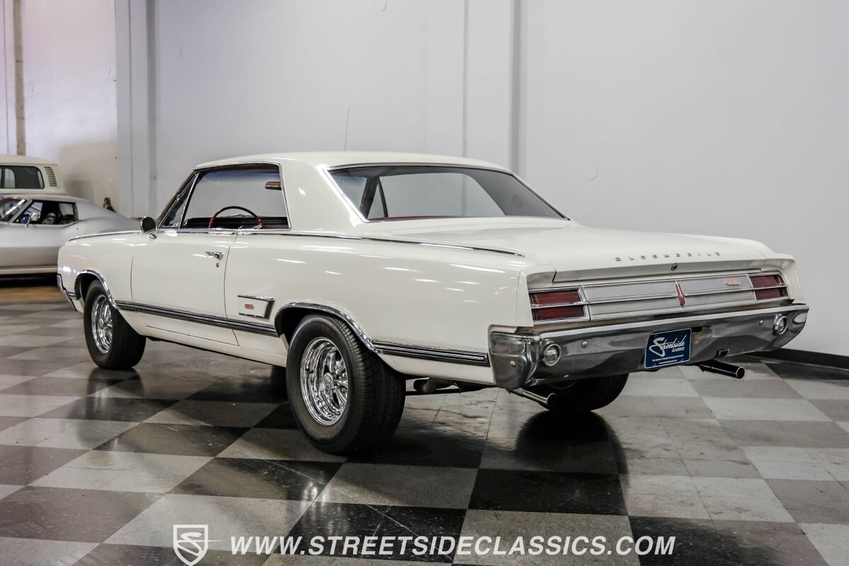 1965 Oldsmobile Cutlass 442 - photo 10