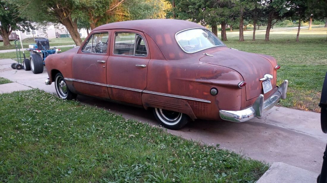 1949 Ford Custom Tudor - photo 4