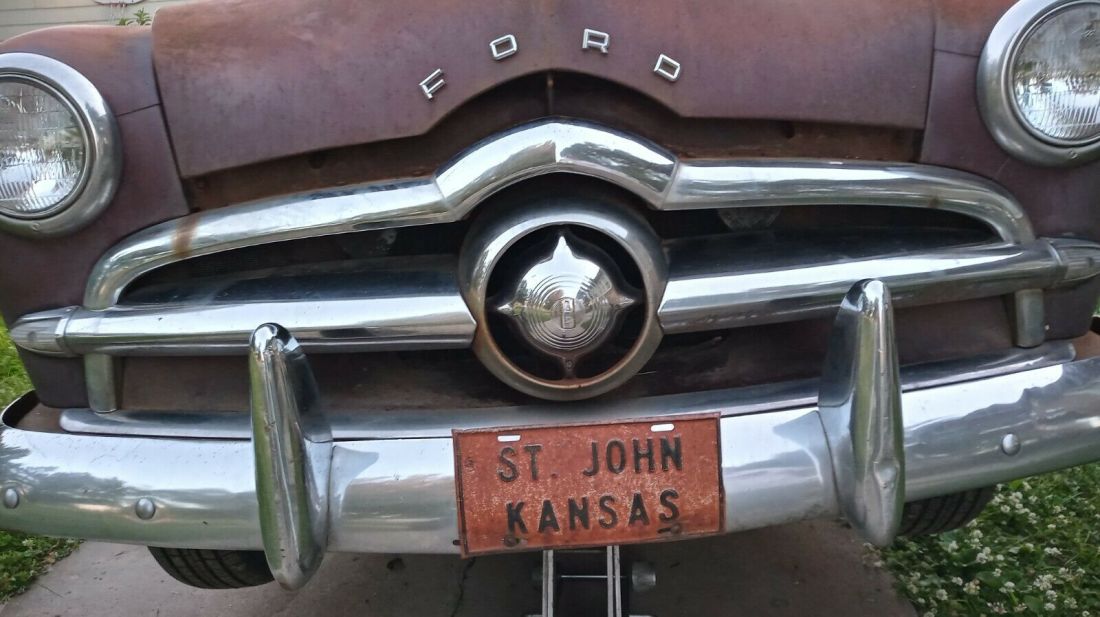1949 Ford Custom Tudor - photo 9