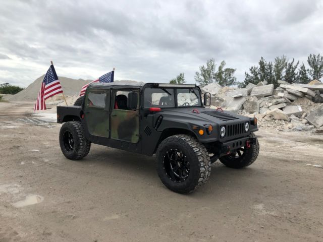 Real Deal military heavy duty, authentic M998 Humvee 1988 Hummer H1