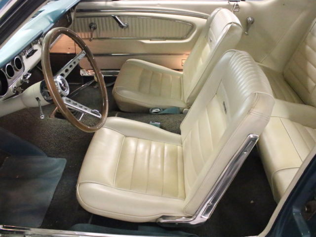 1965 Ford Mustang - photo 3