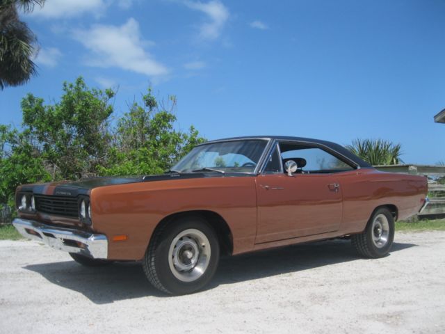 REAL DEAL RM23 NUMBERS MATCH BIG BLOCK HARDTOP 4 SPEED ROADRUNNER MOPAR MUSCLE 1969 Plymouth Road Runner 2 Dr Hardtop