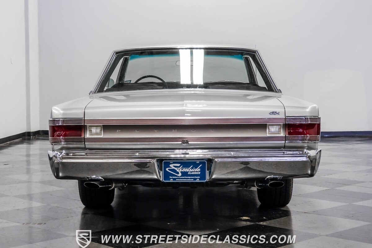 1967 Plymouth GTX 440 - photo 11