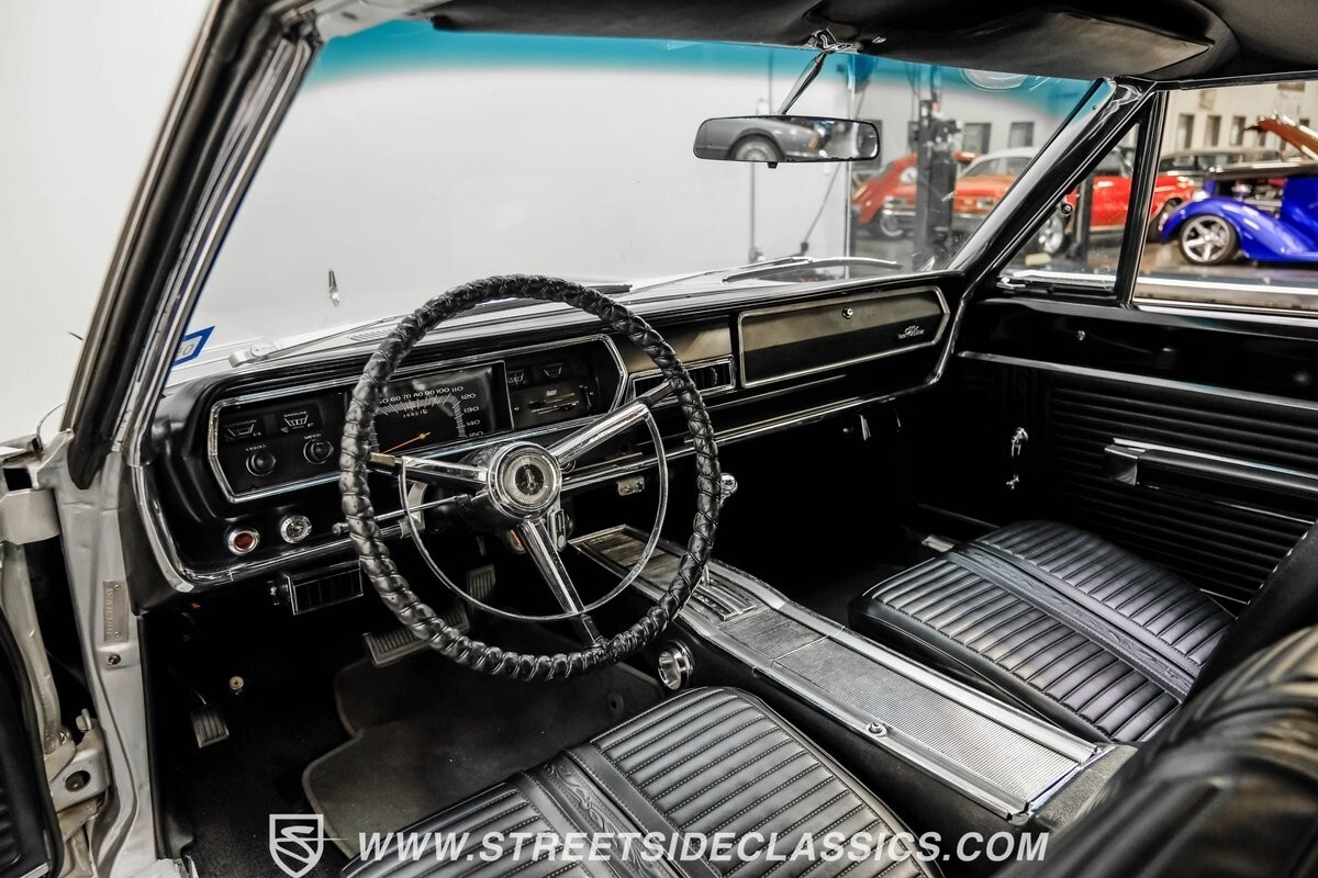 1967 Plymouth GTX 440 - photo 5
