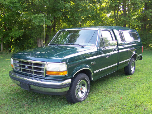 Real nice 2 owner truck with matching Leer cap. 1992 Ford F-150
