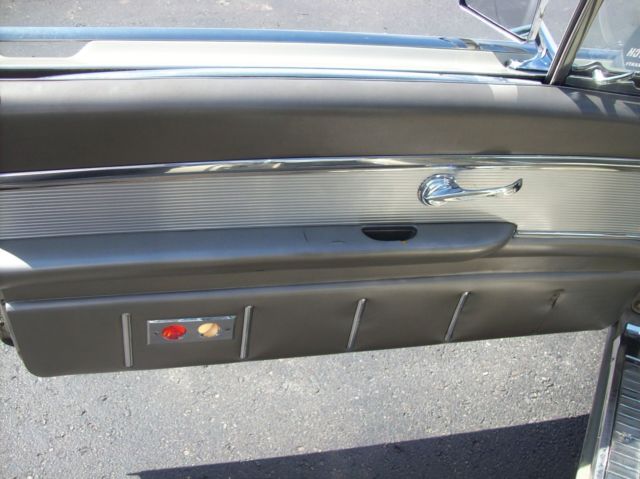 1963 Ford Thunderbird - photo 12