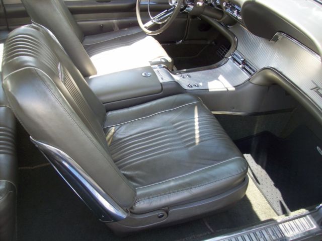 1963 Ford Thunderbird - photo 13