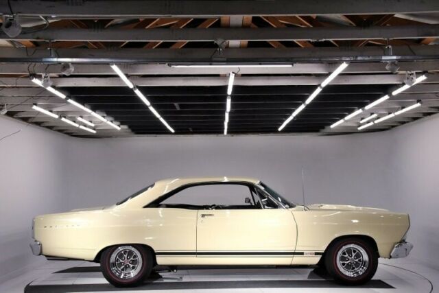 1967 Ford Fairlane GTA - photo 10