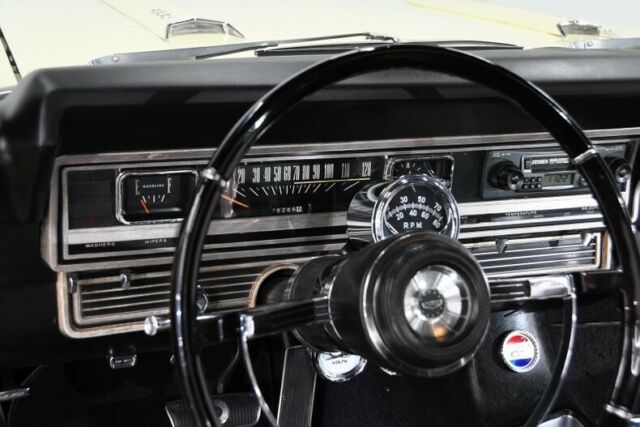 1967 Ford Fairlane GTA - photo 2