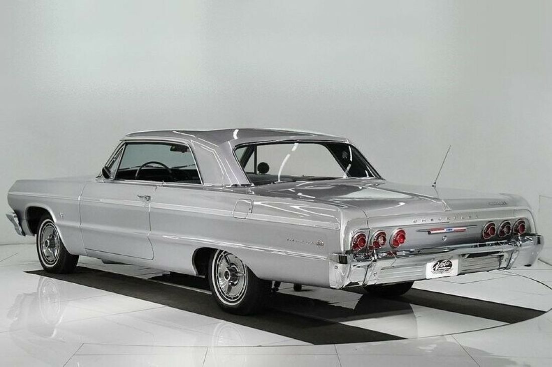1964 Chevrolet Impala SS - photo 3