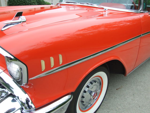 1957 Chevrolet Bel Air/150/210 2 Door Hardtop - photo 4