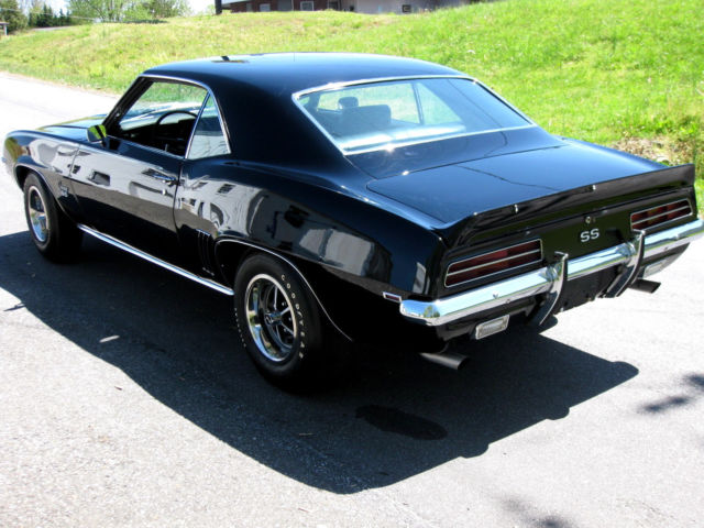 1969 Chevrolet Camaro RallySport SS - photo 4