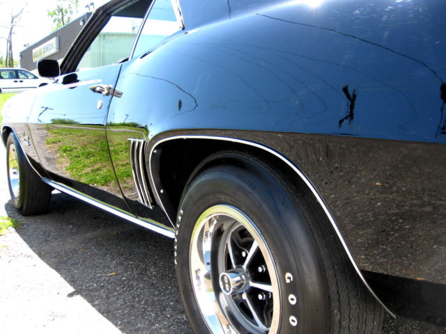 1969 Chevrolet Camaro RallySport SS - photo 6