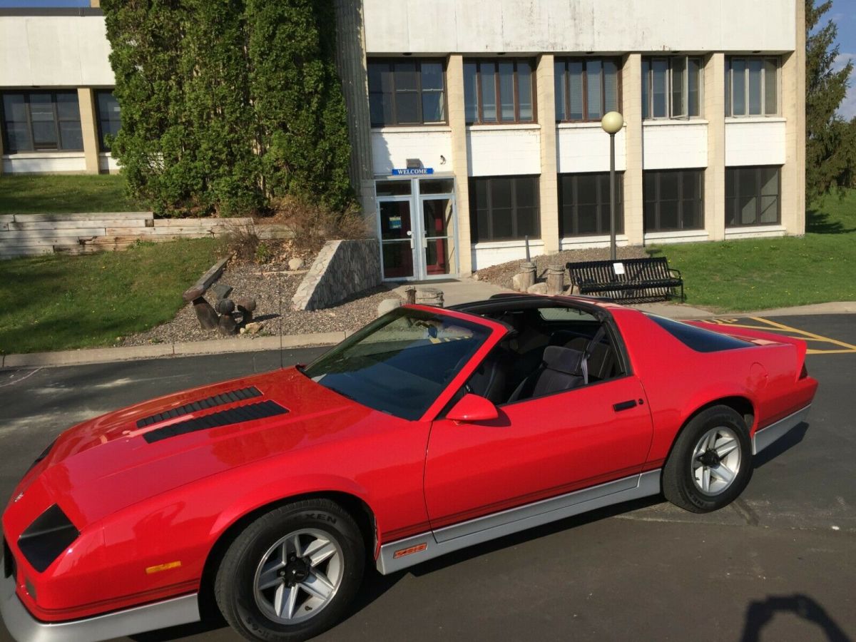 1986 Chevrolet Camaro - photo 3