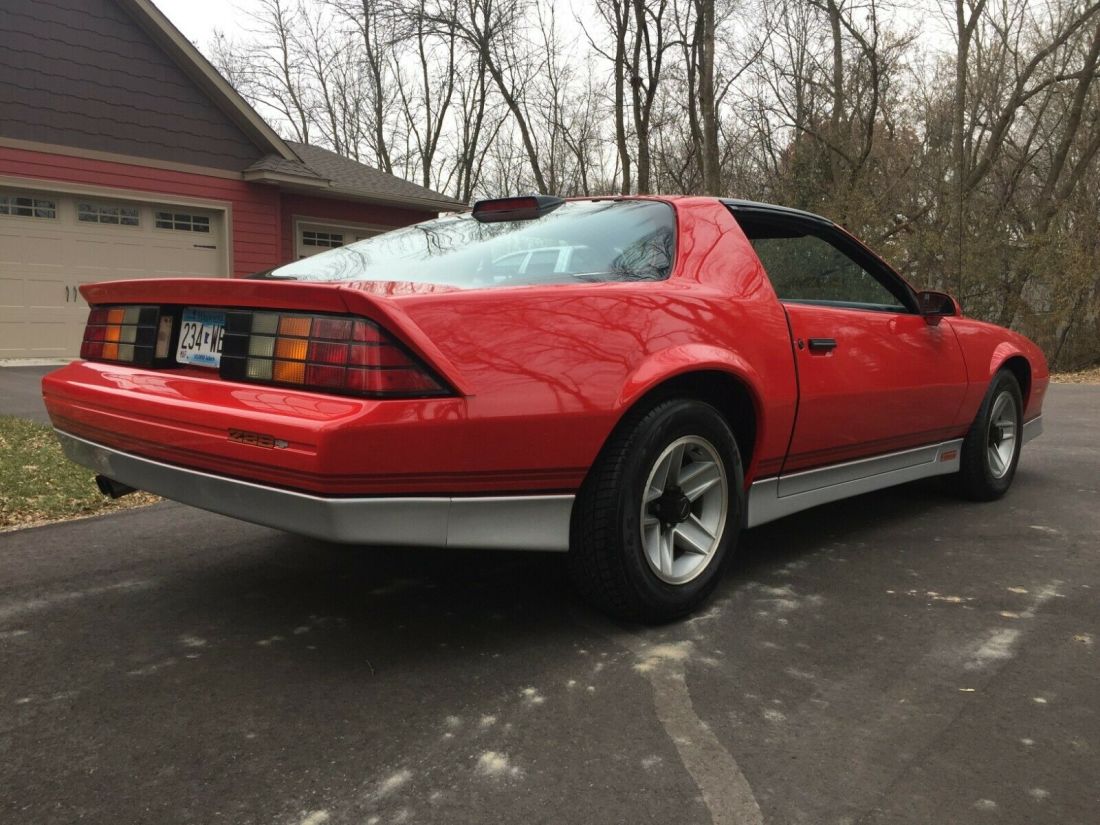 1986 Chevrolet Camaro - photo 8