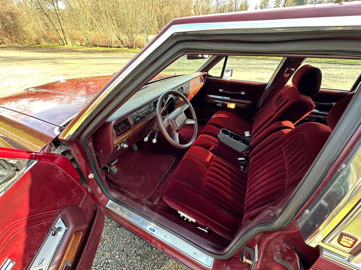 1989 Ford LTD Crown Victoria - photo 12
