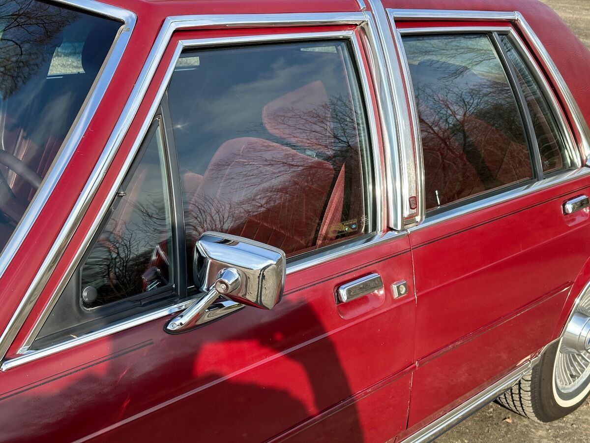 1989 Ford LTD Crown Victoria - photo 3