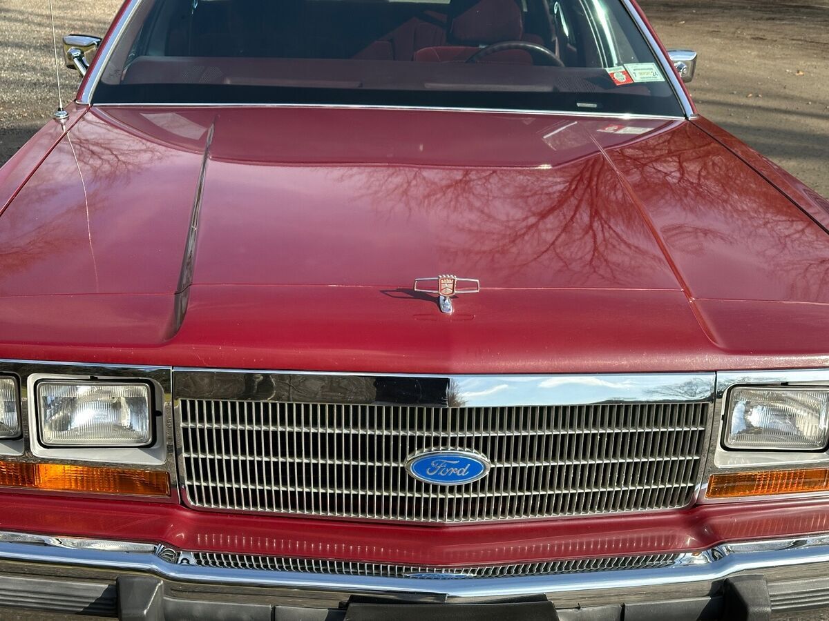 1989 Ford LTD Crown Victoria - photo 5