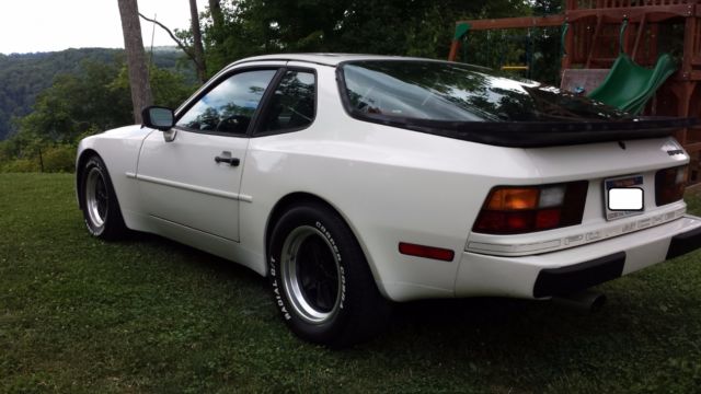 1984 Porsche 944 - photo 6