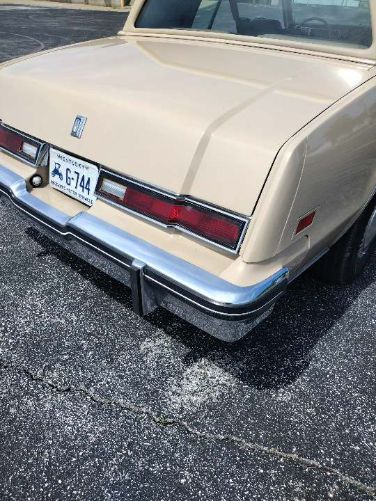 1985 Oldsmobile Toronado BROUGHAM - photo 3