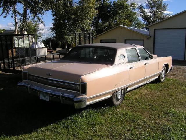 1977 Lincoln Continental - photo 2