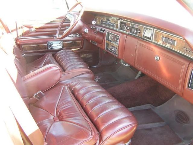 1977 Lincoln Continental - photo 4