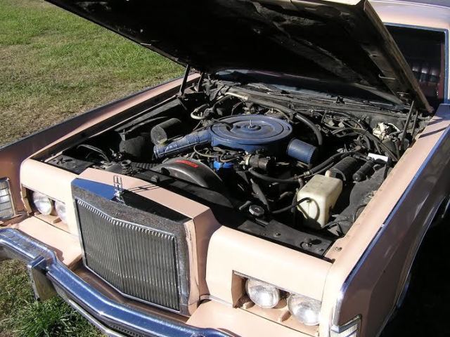 1977 Lincoln Continental - photo 7
