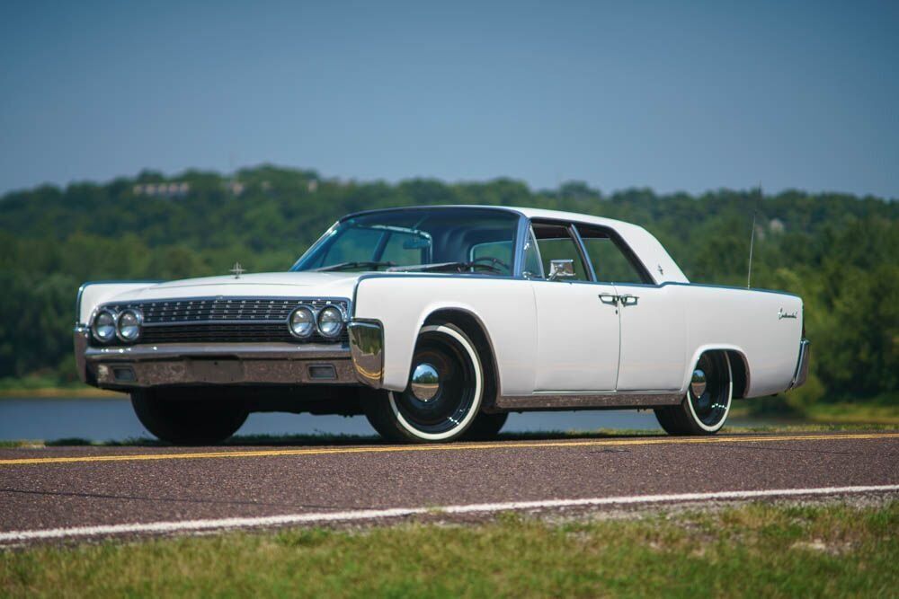 1962 Lincoln Continental Sedan - photo 4