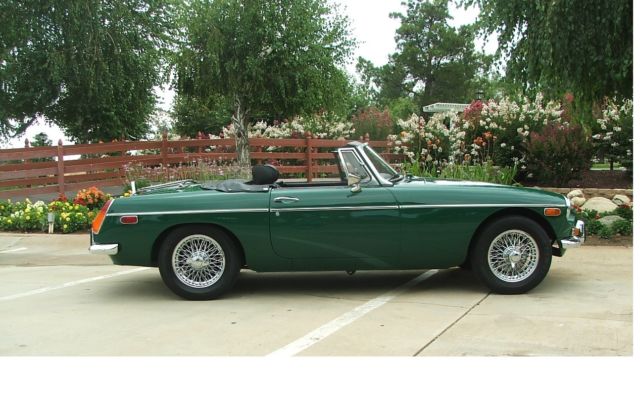 1973 MG MGB CHROME WIRE WHEELS, OVERDRIVE! - photo 2
