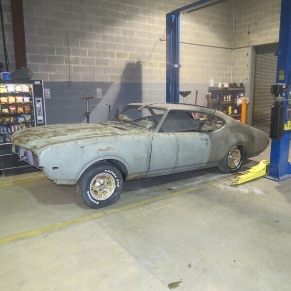 Rebuild/Restoration Project 1969 Oldsmobile Cutlass S 1969 Oldsmobile Cutlass S