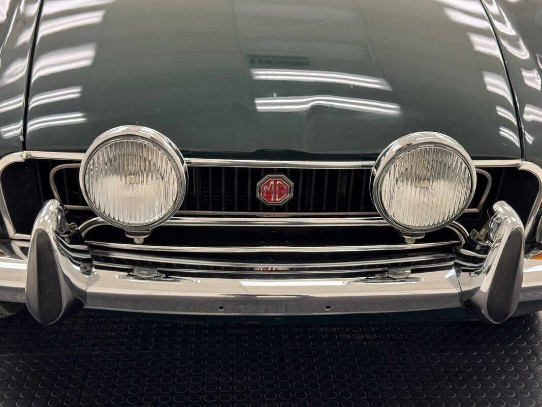 1972 MG MGB Roadster - photo 12