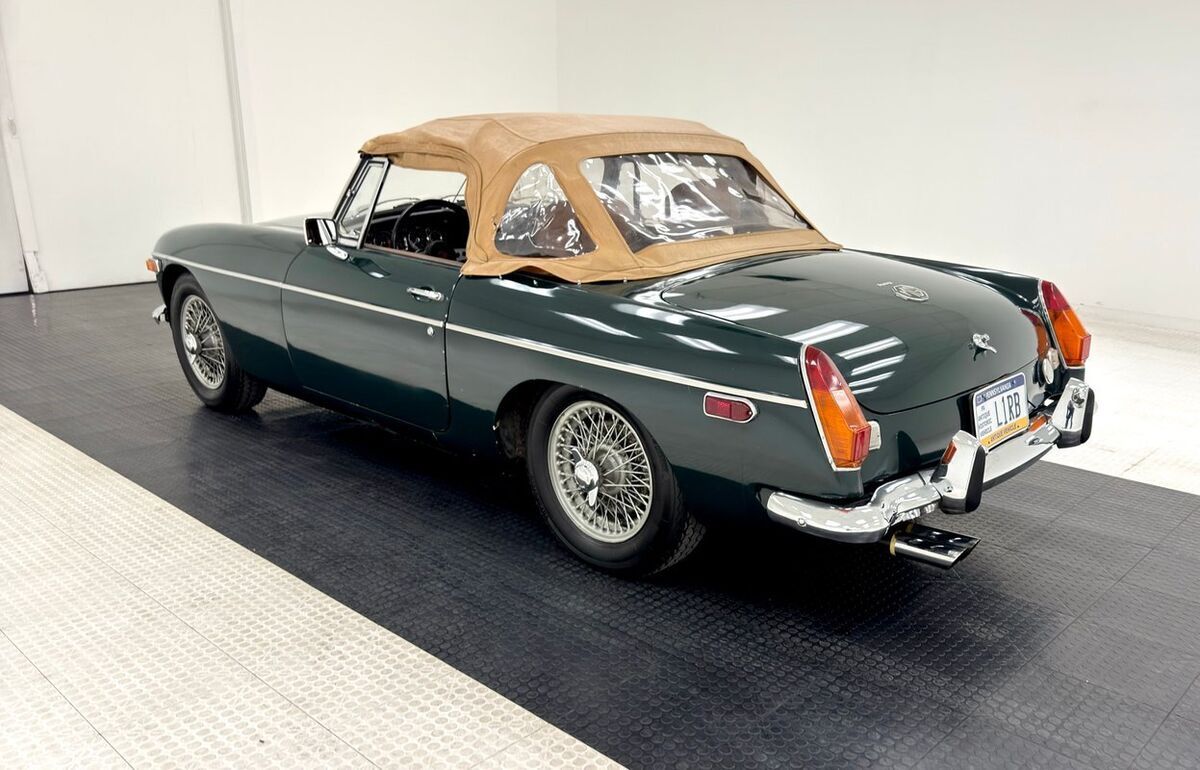 1972 MG MGB Roadster - photo 5