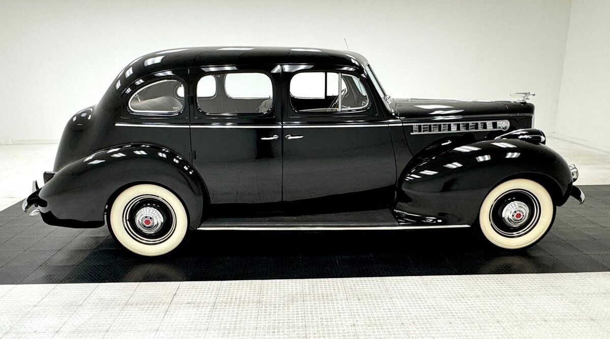 1940 Packard 110 1800 Series 4 Door Touring Sedan - photo 6