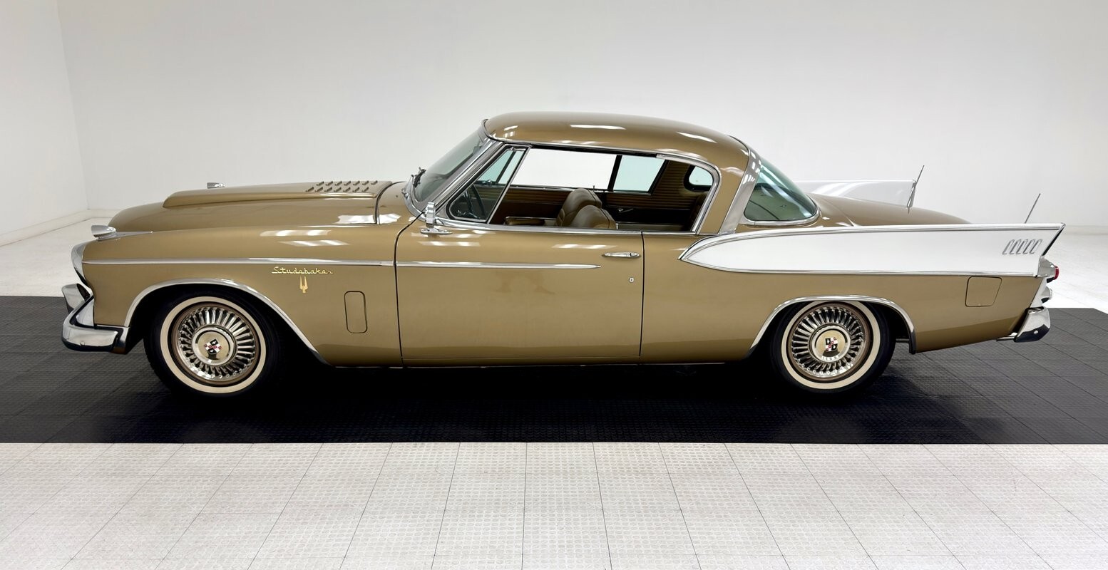 1957 Studebaker Golden Hawk Hardtop - photo 2