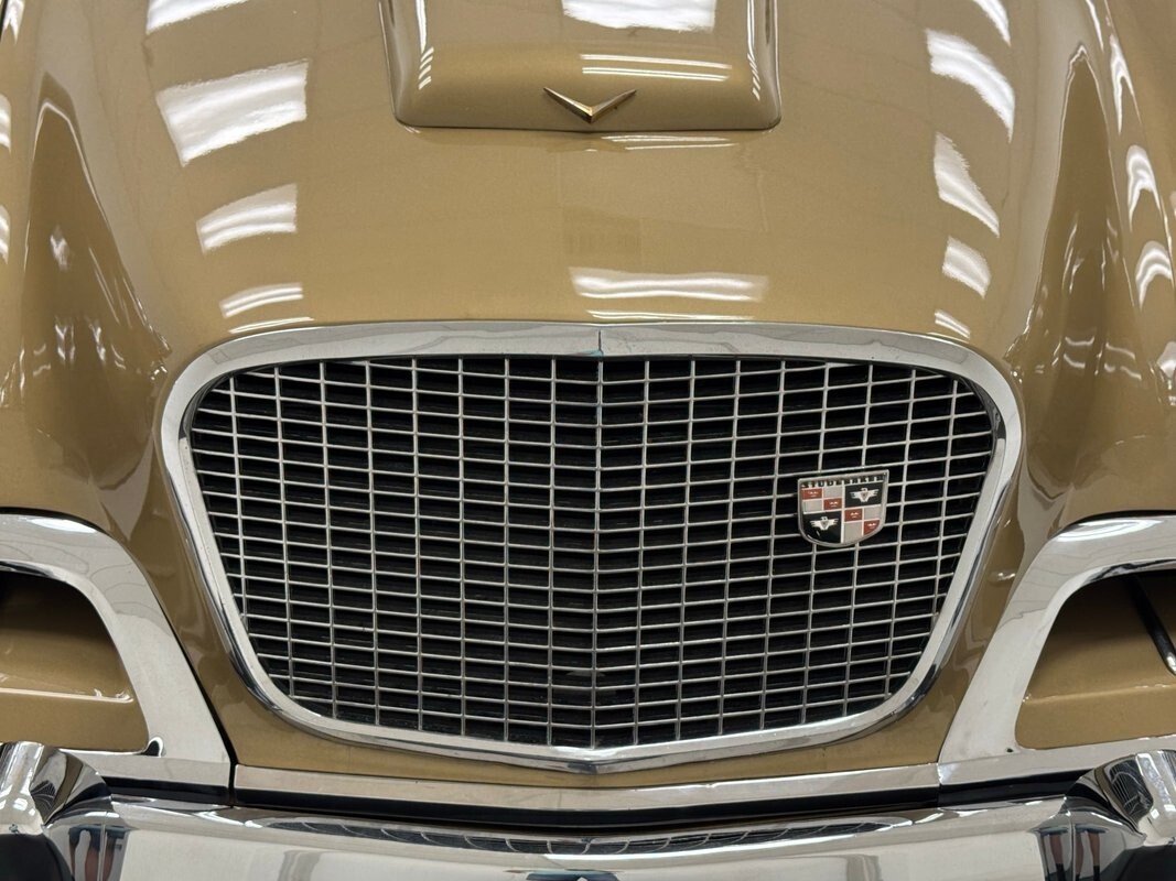 1957 Studebaker Golden Hawk Hardtop - photo 9
