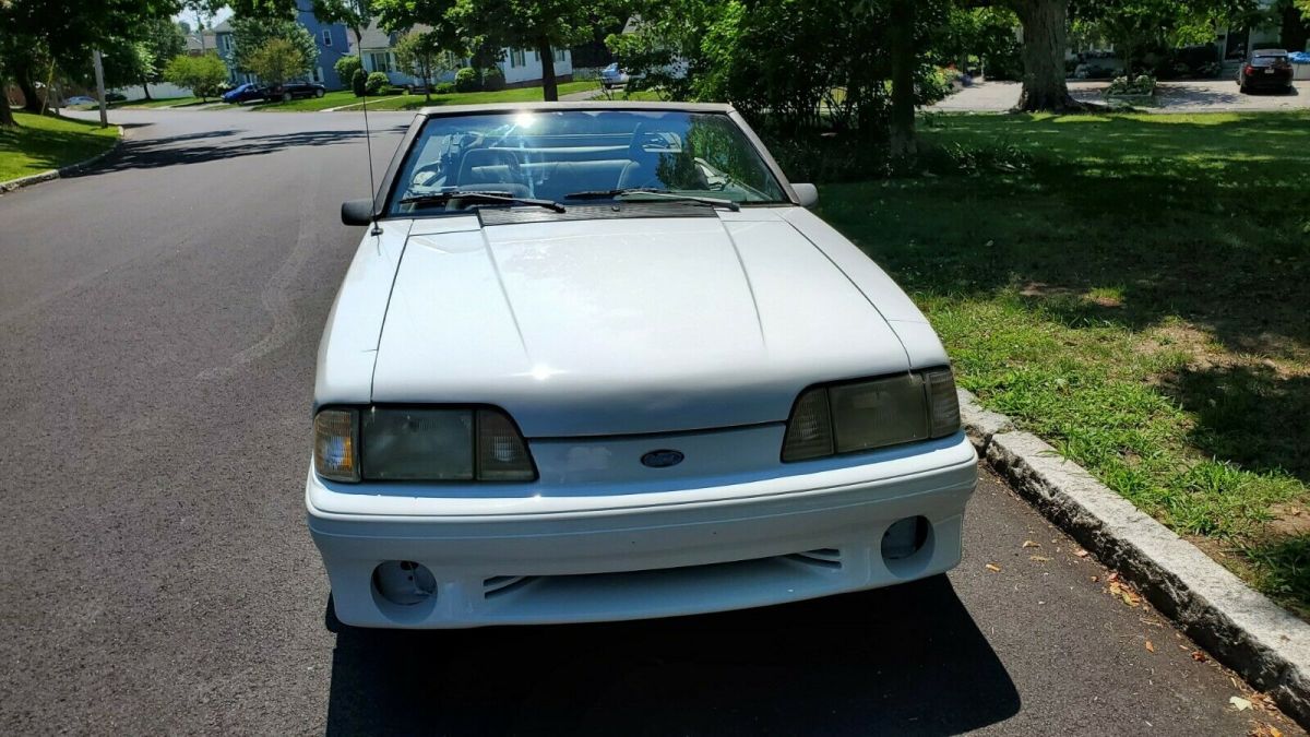 1987 Ford Mustang GT Convertible - photo 7