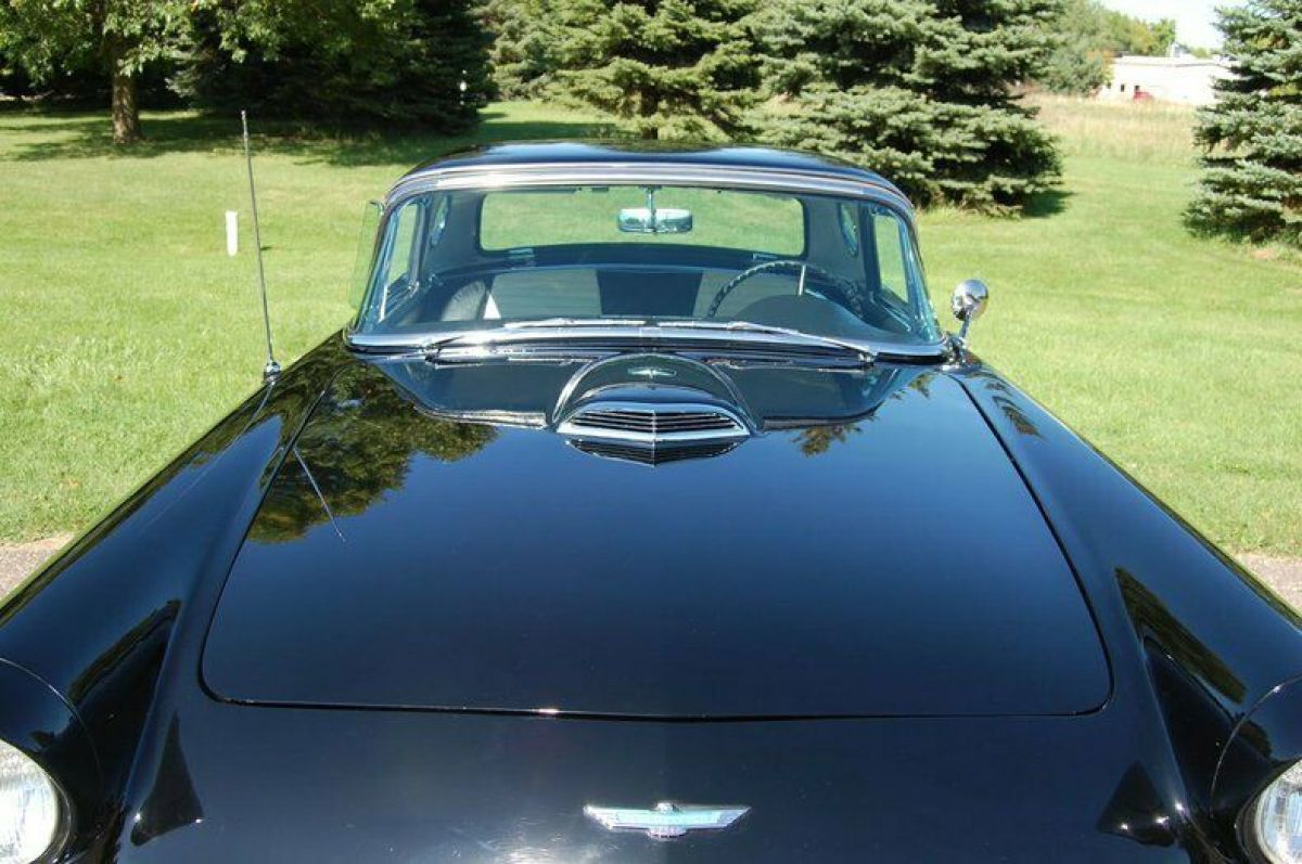 1957 Ford Thunderbird - photo 12