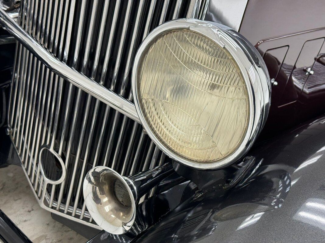 1932 Packard Standard 8 Opera Coupe - photo 10