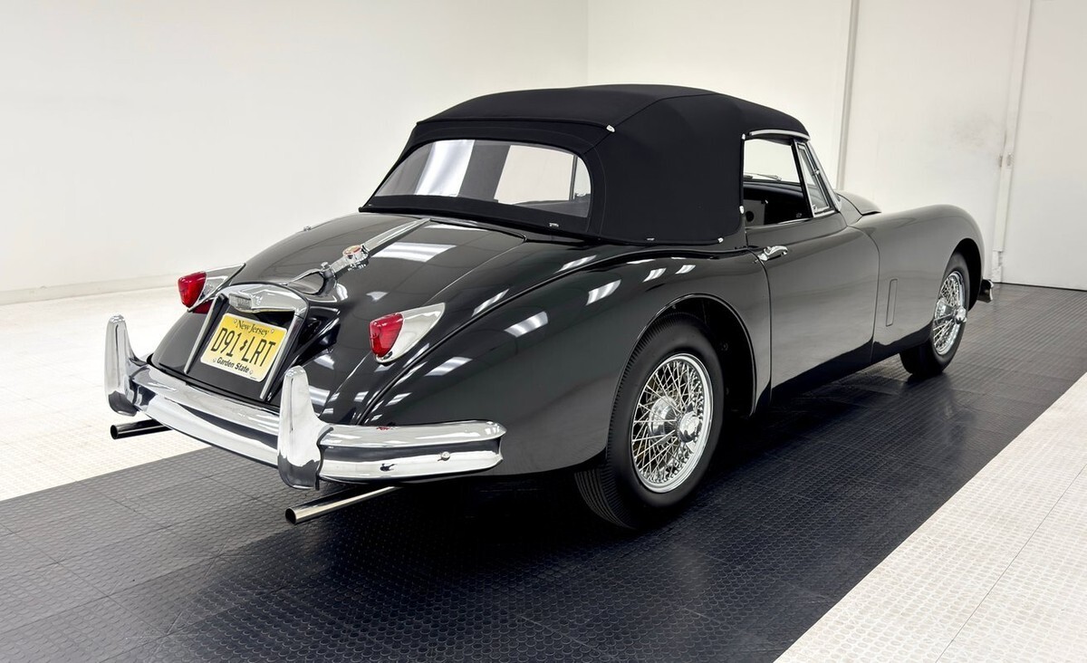 1958 Jaguar XK Roadster - photo 8