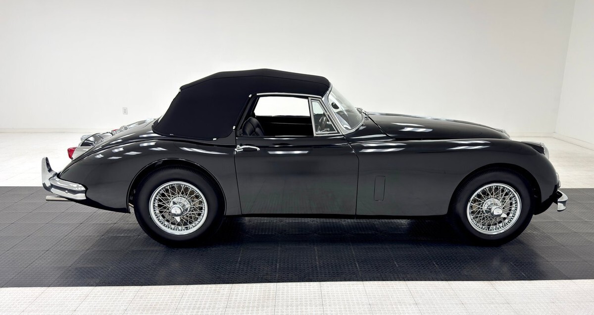 1958 Jaguar XK Roadster - photo 9