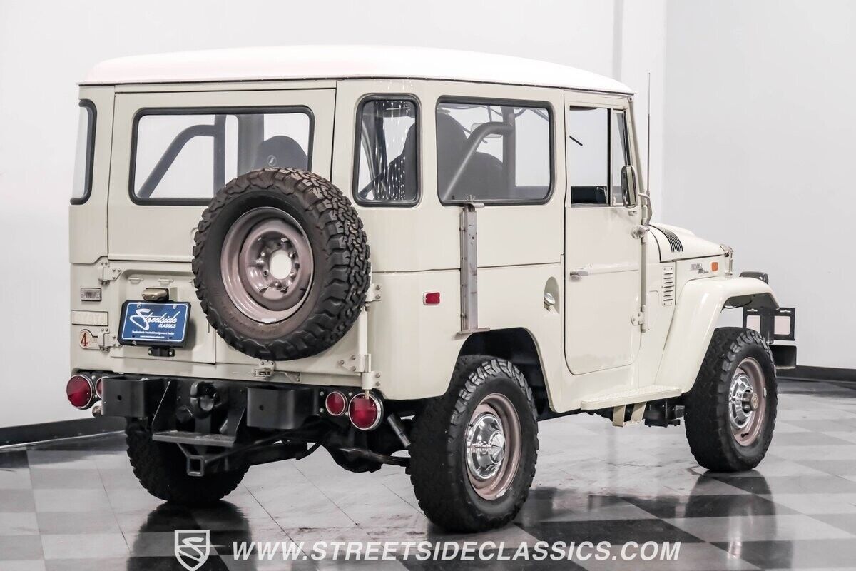 1971 Toyota Land Cruiser FJ40 - photo 12