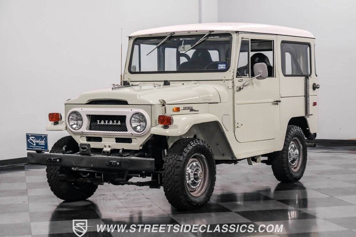1971 Toyota Land Cruiser FJ40 - photo 6