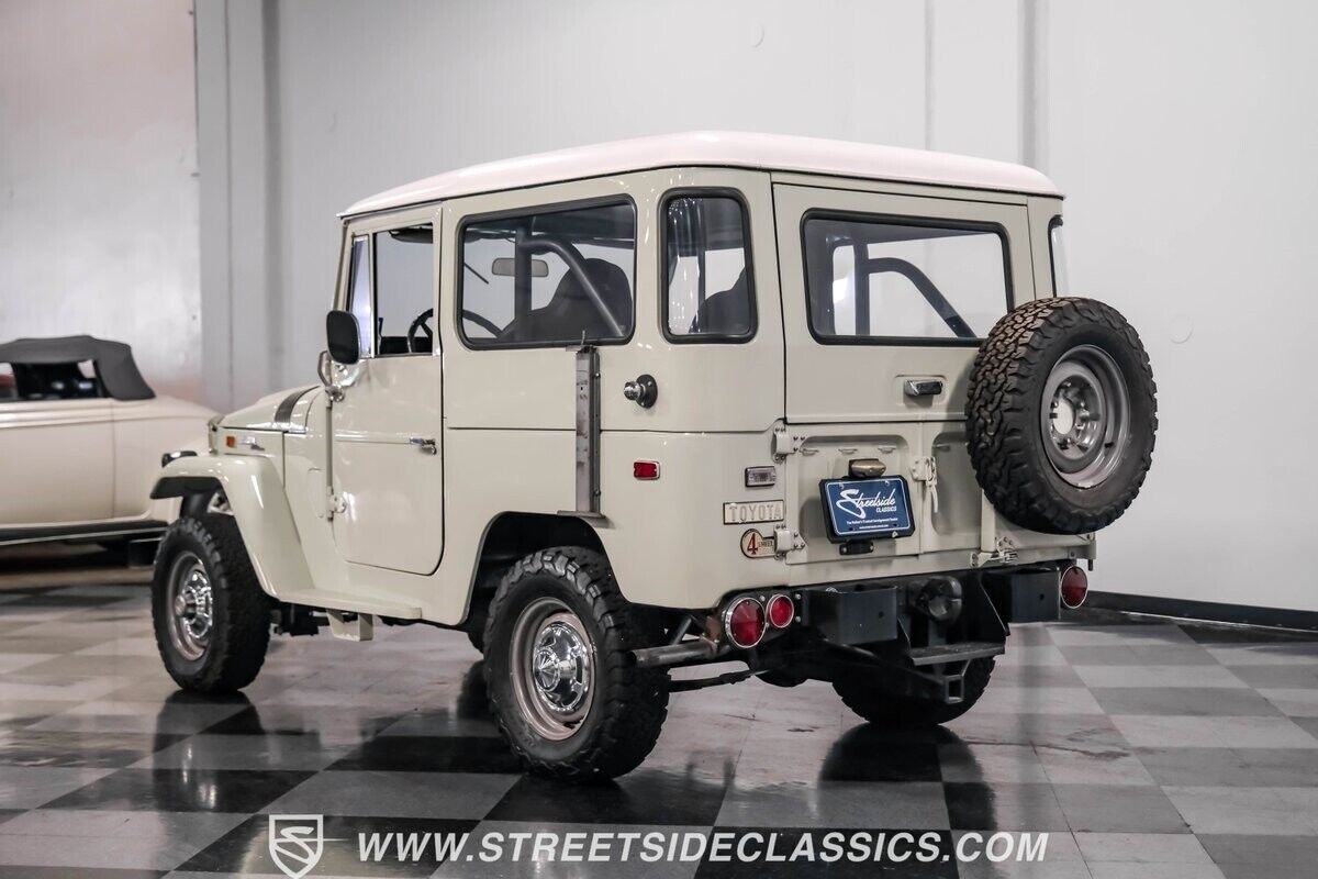 1971 Toyota Land Cruiser FJ40 - photo 9