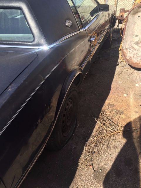 1985 Buick Riviera - photo 2