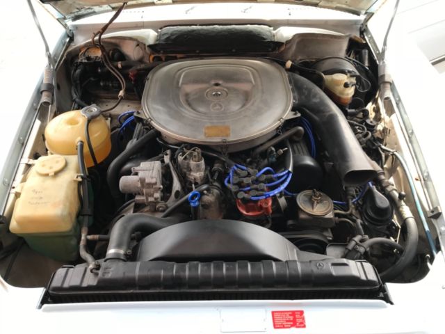 1982 Mercedes-Benz 300-Series - photo 10