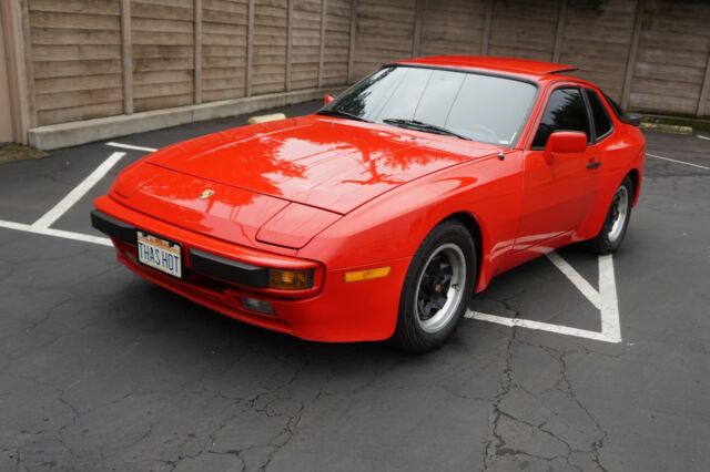 1985 Porsche 944 NA - photo 2